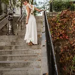 Montmartre Romantic, Bed & Breakfast - Paris