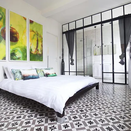 Bed & Breakfast Montmartre Romantic, - 4*