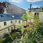 Montmartre Romantic, Bed & Breakfast - Paris