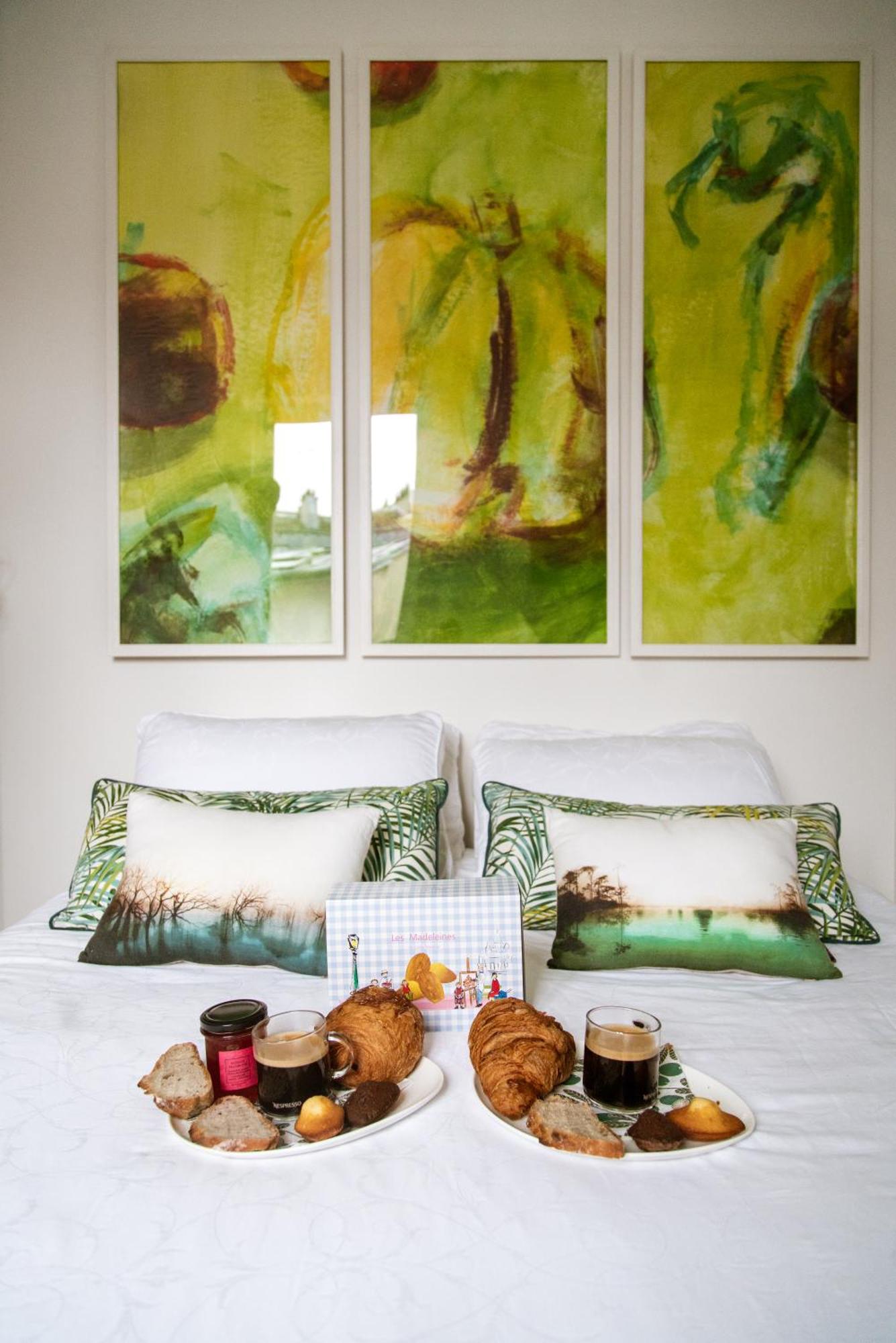 Bed & Breakfast Montmartre Romantic, -