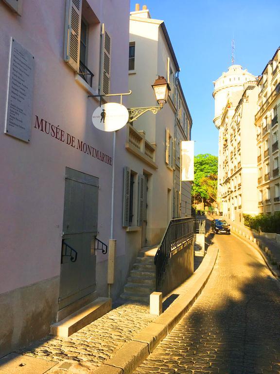 Bed & Breakfast Montmartre Romantic, -