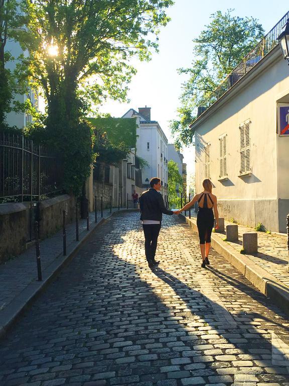 Montmartre Romantic, -