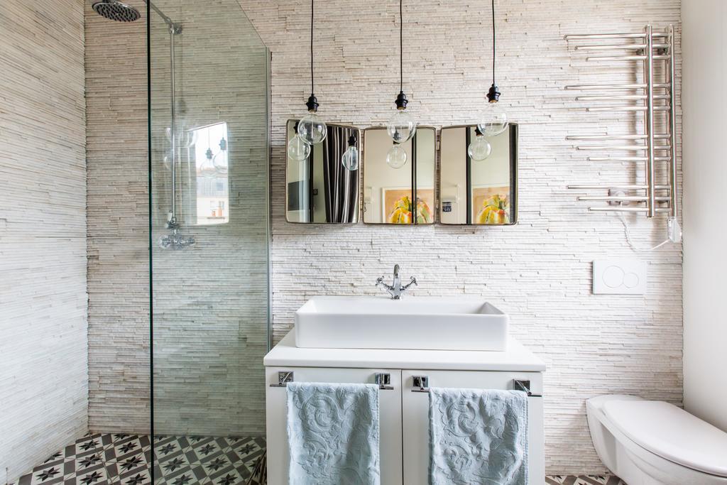 Bed & Breakfast Montmartre Romantic, -